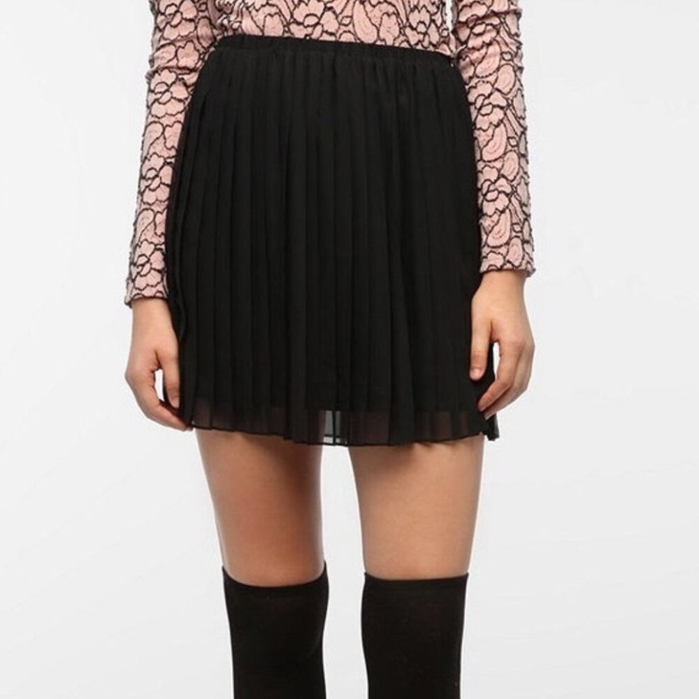 Urban Outfitters Sparkle & Fade Pleated Black Mini Skirt, Size M